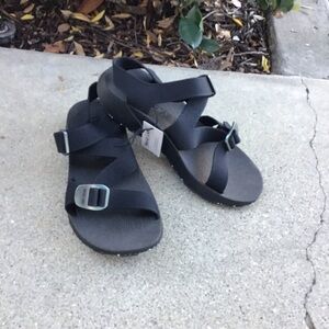 NEW TREAD LABS men's redway sandals in black